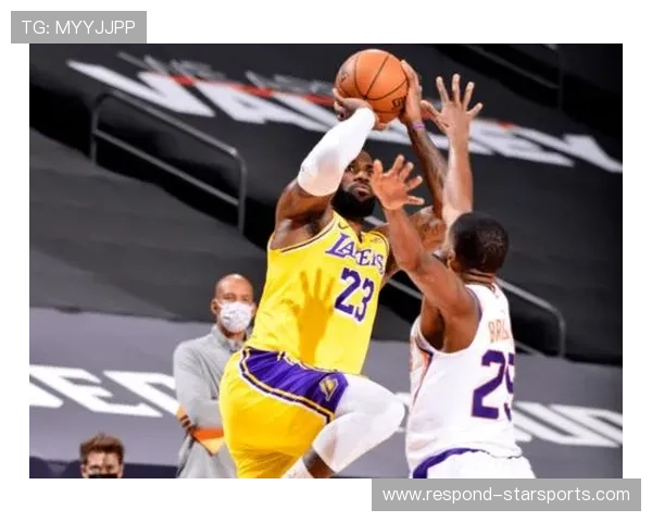 湖人队宣布浓眉哥伤情更新 勒布朗携新援迎战季后赛冲刺