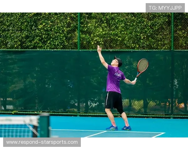 网球赛场风云再起顶尖选手激烈角逐最新赛季精彩瞬间